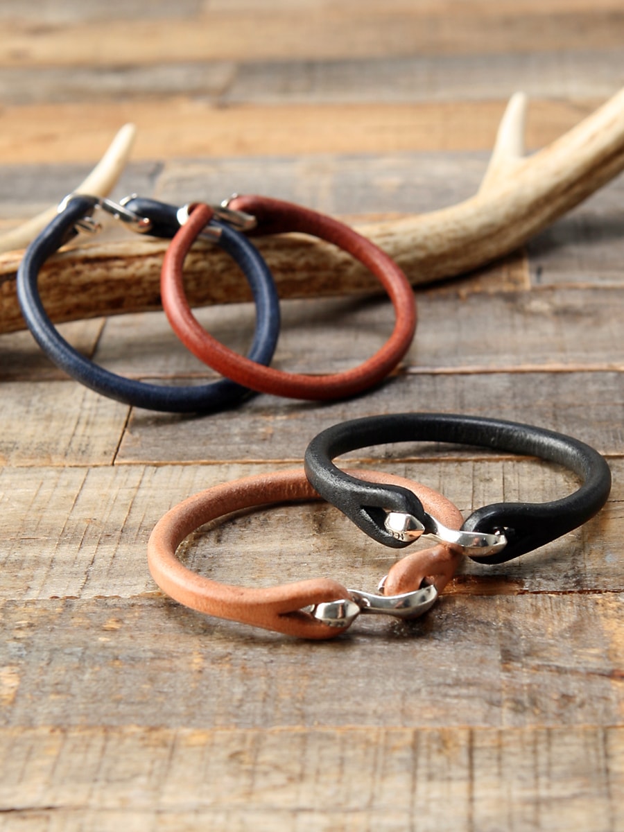 レザーブレスレット シングル Fn Ak4 6 The Flat Head