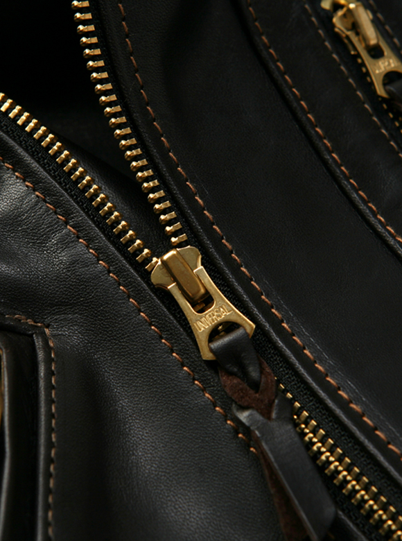 .05 UNIVERSAL ZIPPER