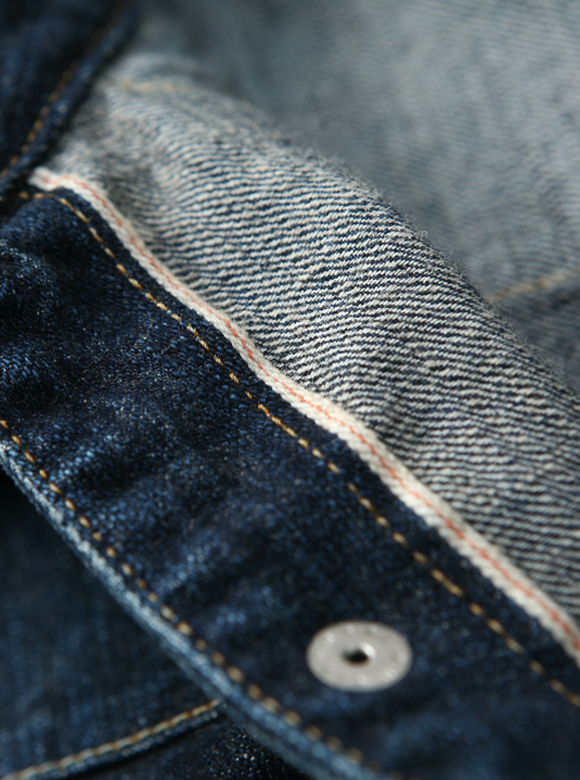 .03 シャトル織機ならではのセルビッチ