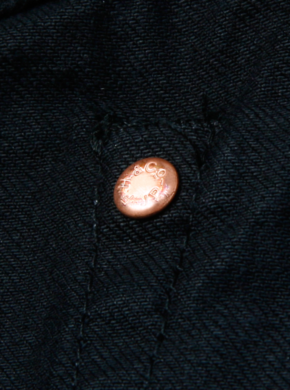 .05 隠しリベット