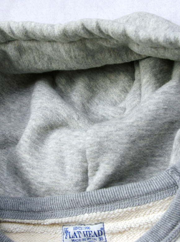 .05 フード内貼り合わせ