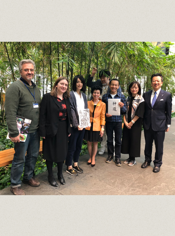 .01 今までにない特別なＴシャツが完成！「クリーブランド美術館 × 小松美羽 × フラットヘッド」