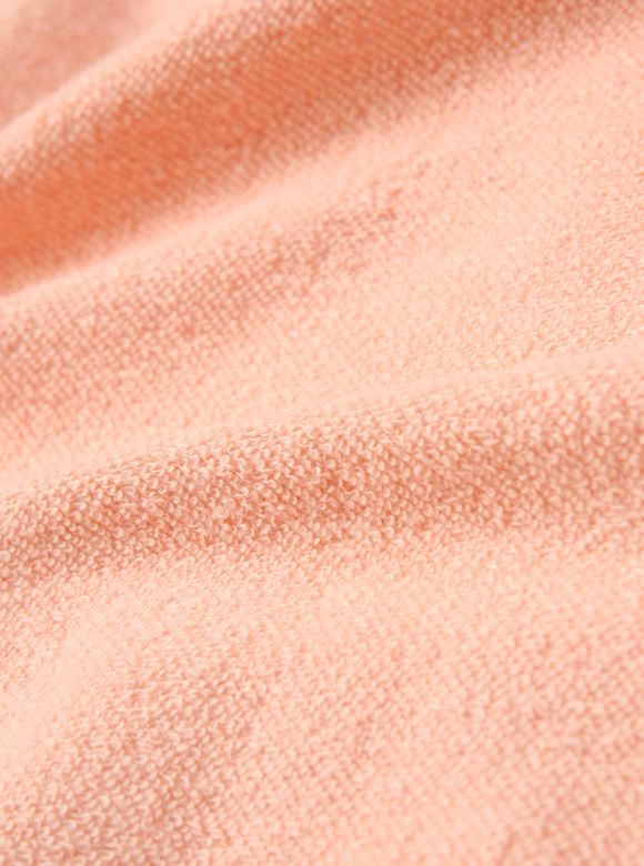 .02 柔らかな着心地が魅力の吊り生地