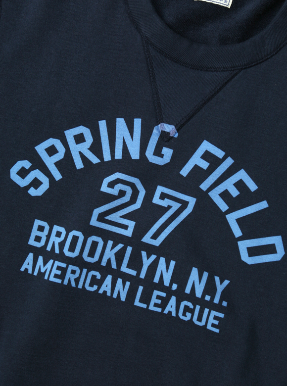 .04 カジュアル感のあるプリント