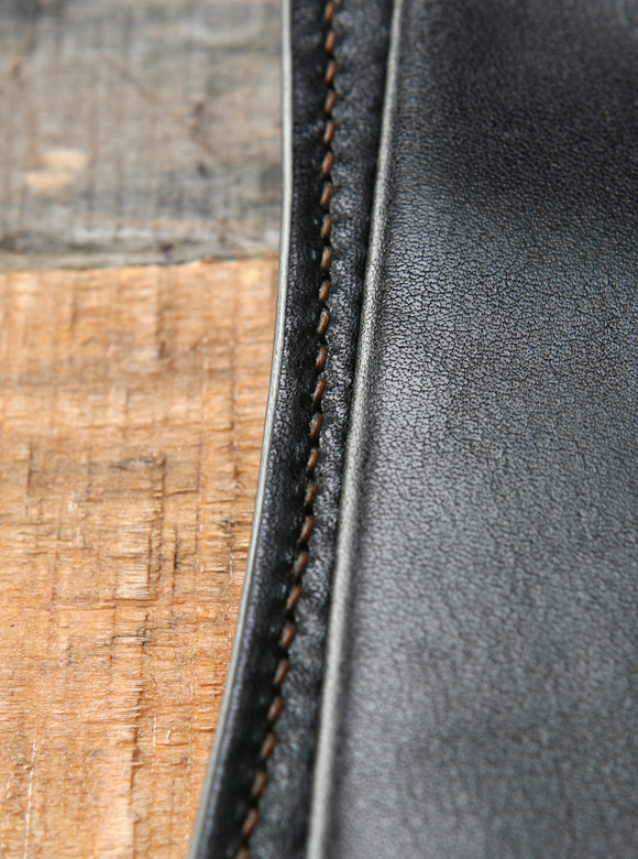 .04 手縫いによる縫製