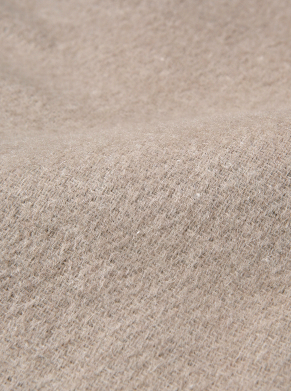 .02 フワッとした柔らかな起毛のウールシャギー