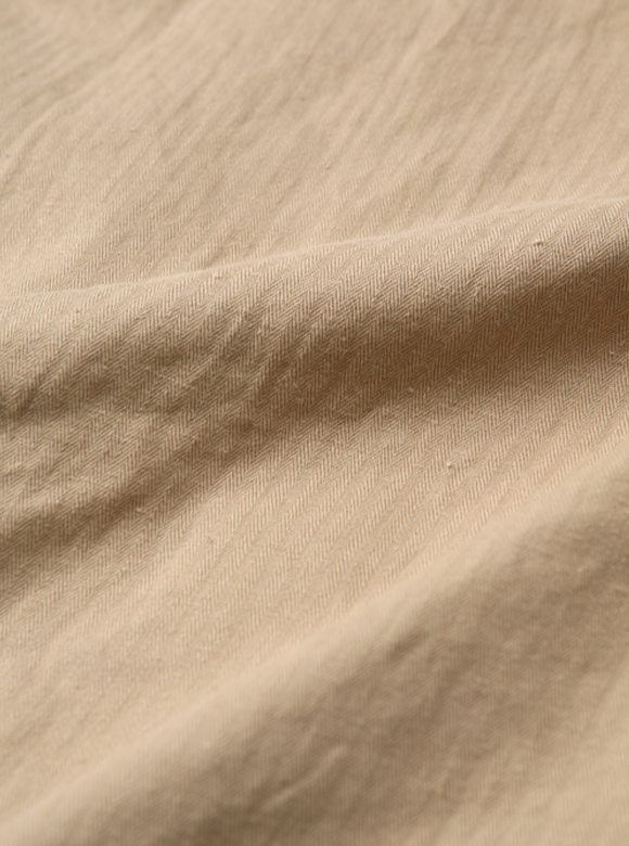 .02 ヴィンテージ感のあるムラ糸を使った生地