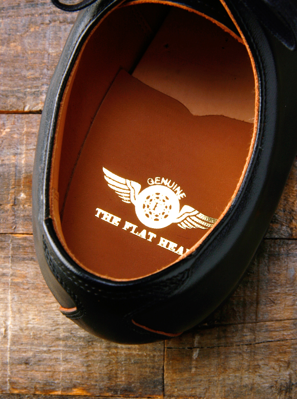 .07 インソールのブランドロゴ