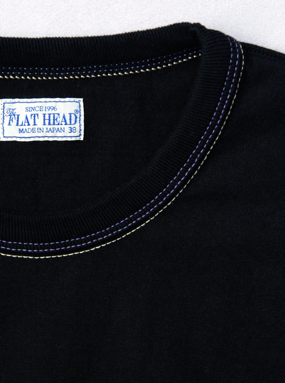 .02 首元が伸びにくい特殊縫製