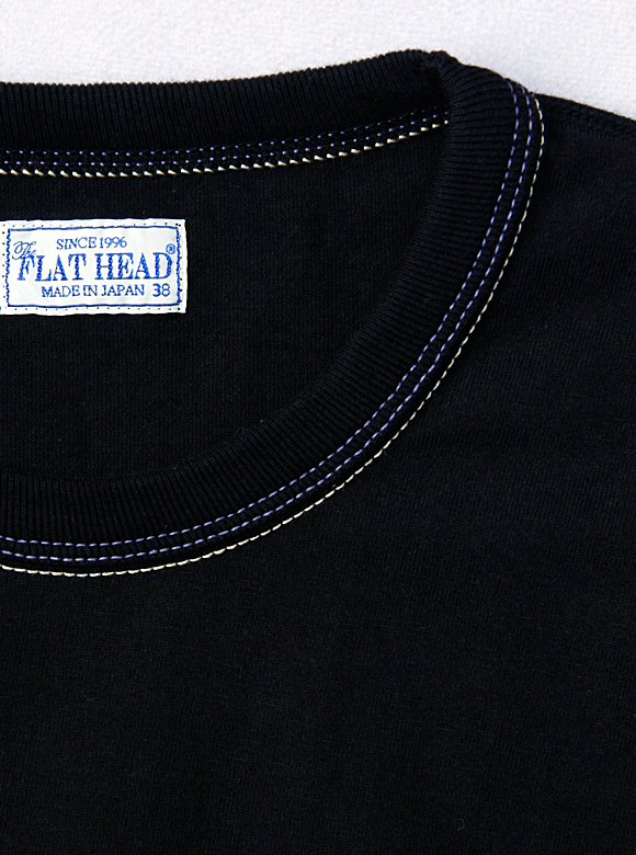 .03 首元が伸びにくい特殊縫製