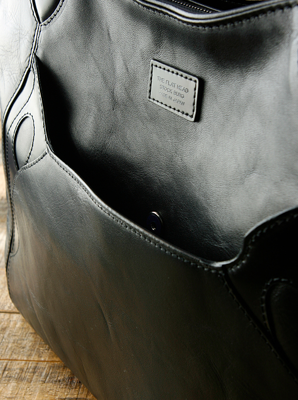 .08 フロント面ポケット