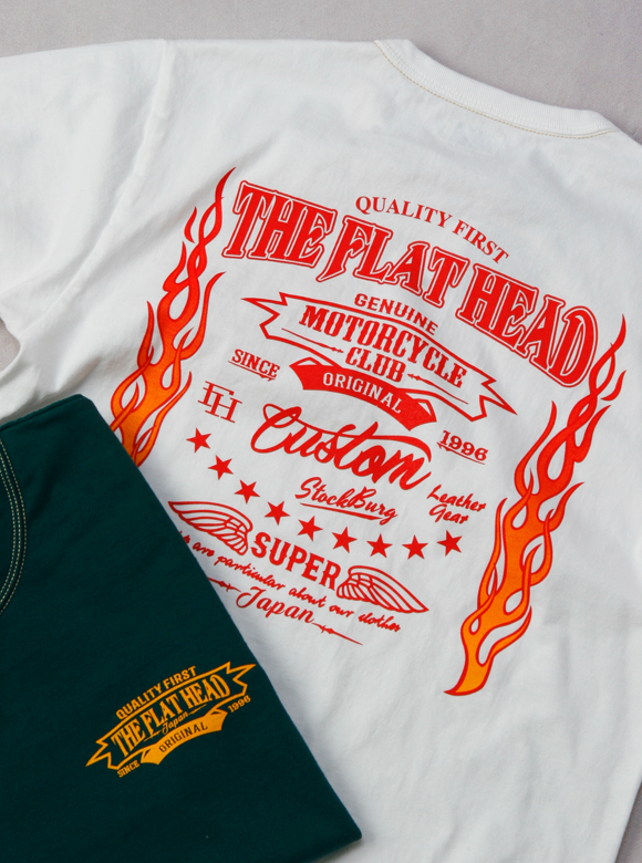 .04 グラデーションが特徴的なデザイン