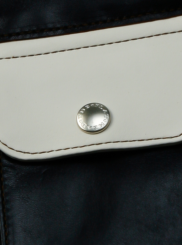 .08 ロゴ入りオリジナルドットボタン