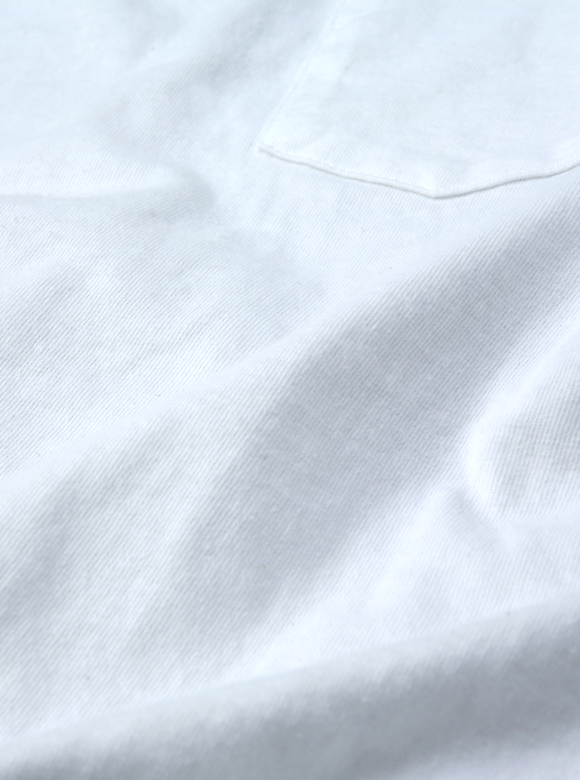 .01 フワッと柔らかな吊り生地のポケットTシャツ