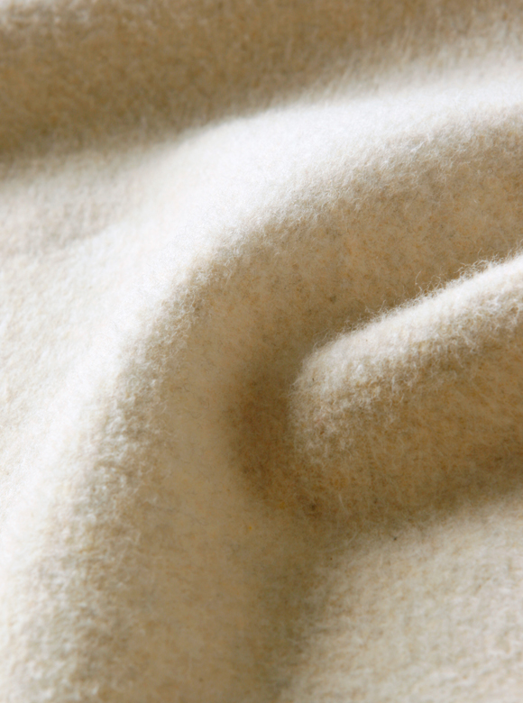 .02 保温力のあるコットンメルトン生地