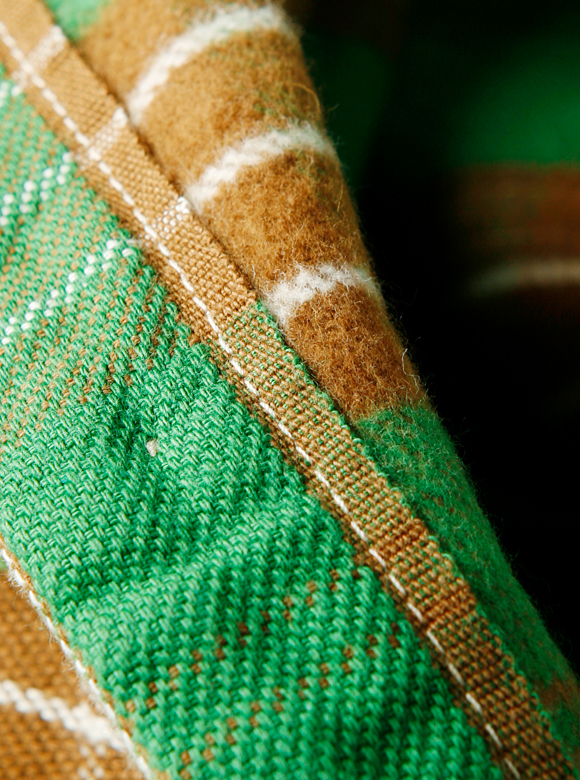 .07 シャトル織機ならではのセルビッチ