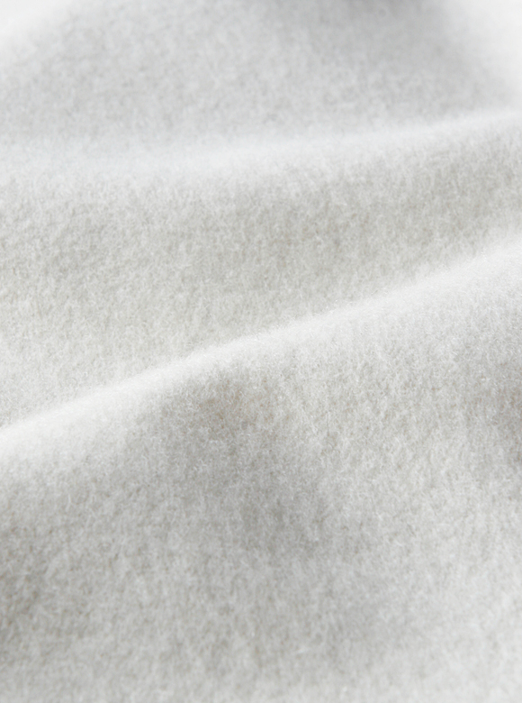 .02 滑らかなウール生地