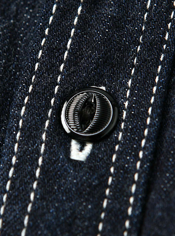 .03 メタルボタン