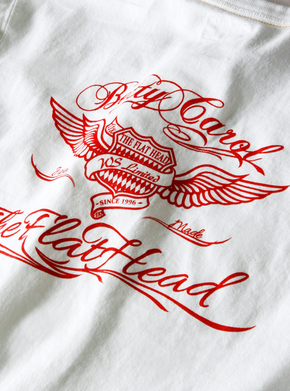 .03 レッドプリント（107B）