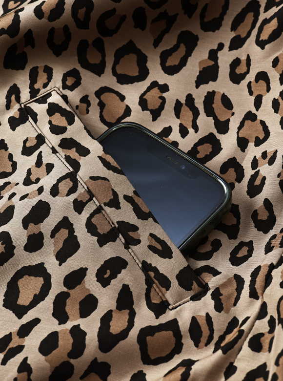 .05 両面のスラッシュポケット