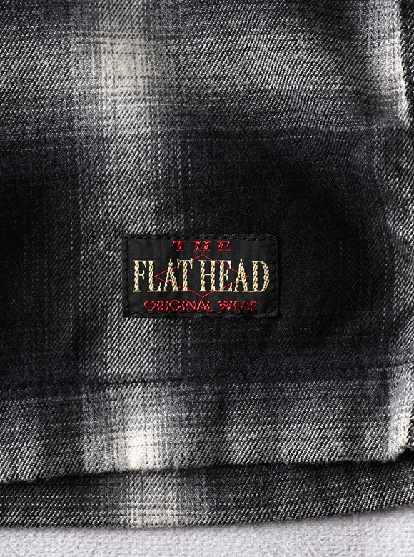 .06 ブランドネームタグ