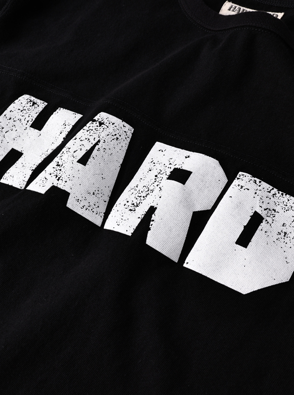 .04 力強いデザイン