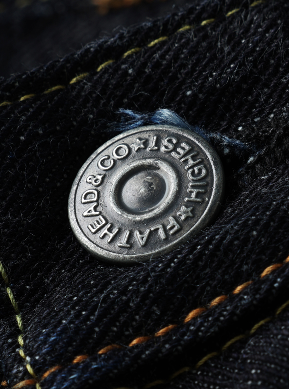 .03 オリジナル鉄ボタン