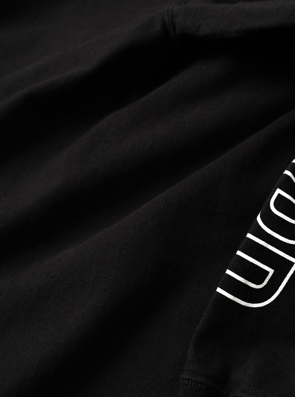 .04 筒状の丸胴ボディ