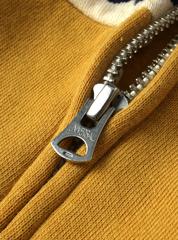 .06 UNIVERSAL ZIPPER