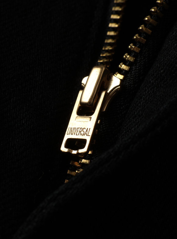 .04 UNIVERSAL ZIPPER