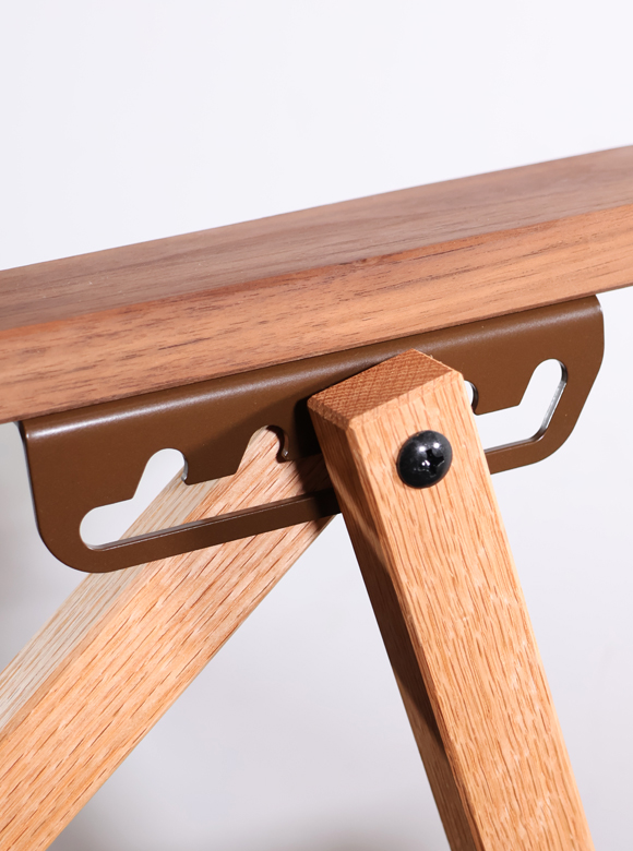 .03 5段階の調整が可能なリクライニング機能