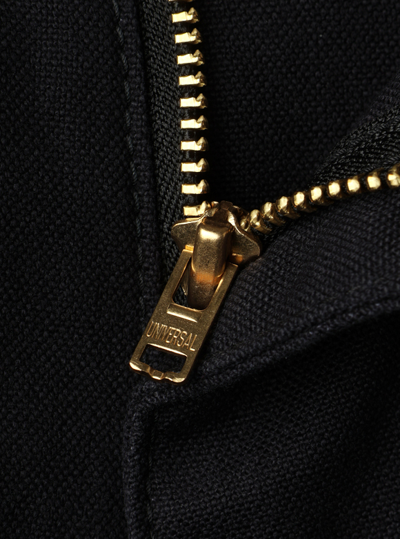 .04 UNIVERSAL ZIPPER