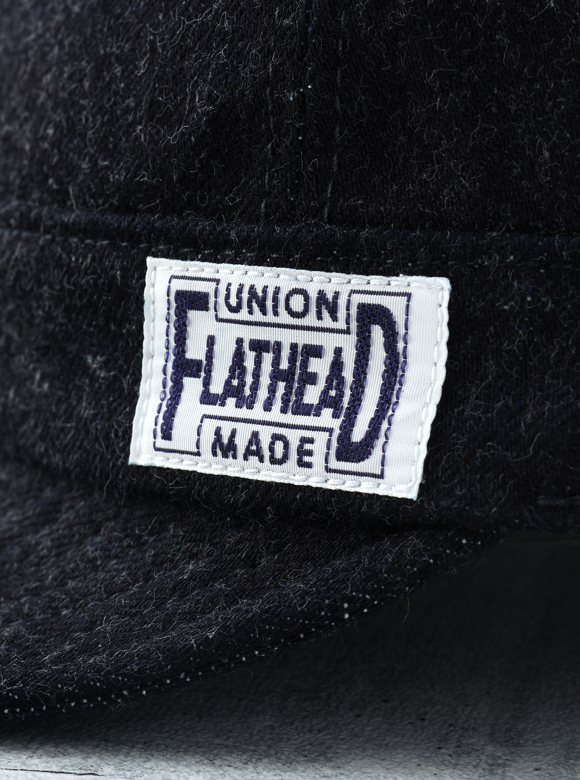 .03 ワークウエアらしいブランドタグ