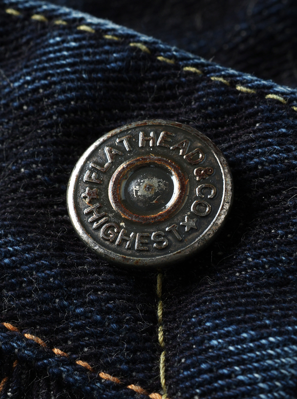 .05 オリジナル鉄ボタン