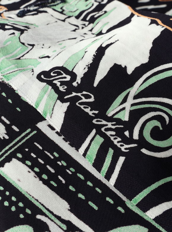 .02 手間暇を惜しまず仕上げた手捺染