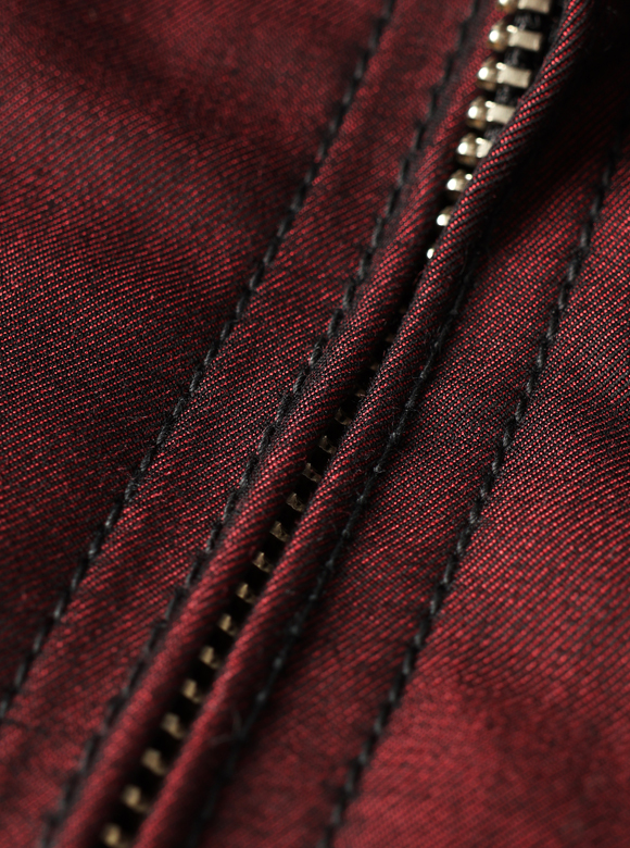 .03 ジッパー部分の務歯隠し