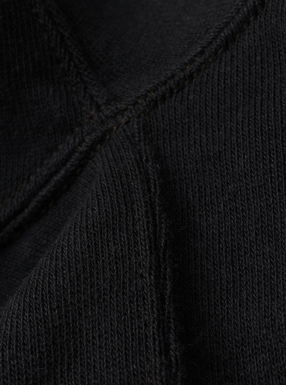 .02 真ん中が盛り上がった2本針縫製