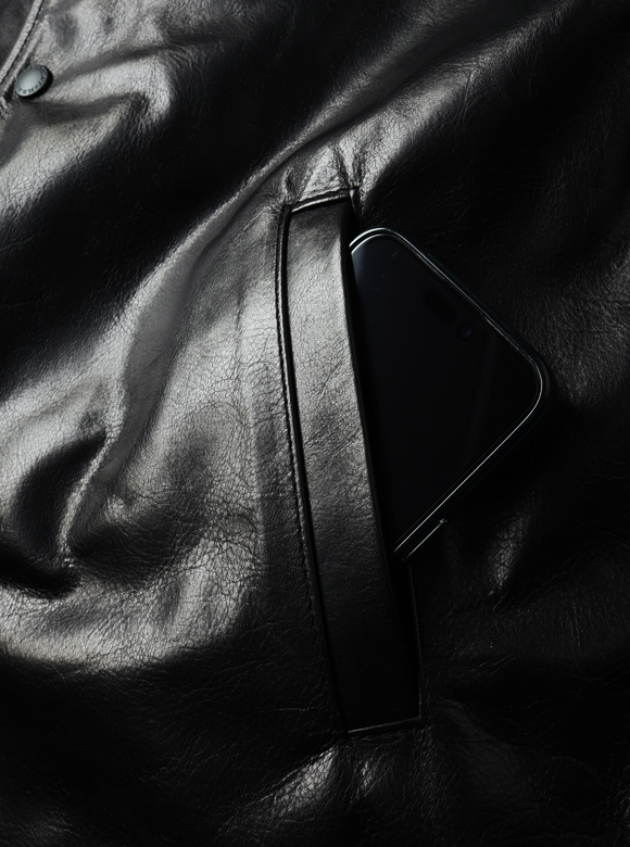 .03 収納性も高い複数のポケット