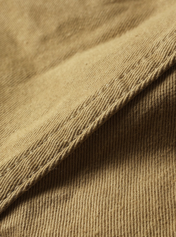 .03 独特な経年変化「パッカリング」が楽しめる巻き縫い縫製