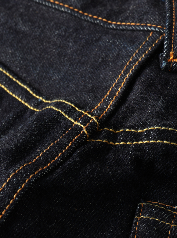 .02 ヘビーオンスデニムでの巻き縫い縫製