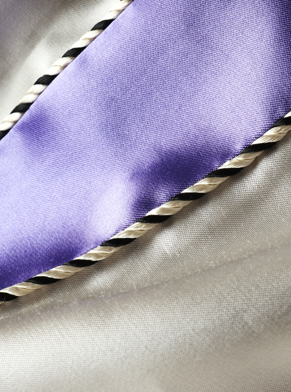 .04 袖部分のレーヨンパイピング