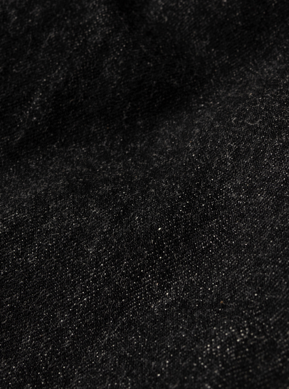 .01 程よいムラ形状の糸を使用し織り上げたオリジナル生地