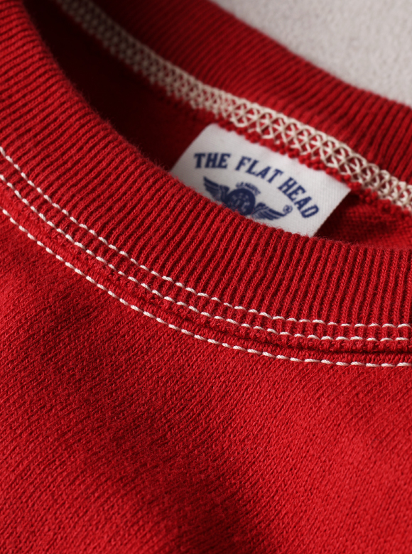 .02 首元が伸びにくい特殊縫製