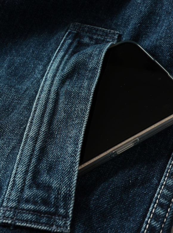 .03 ヴィンテージライクな貫通式ポケット