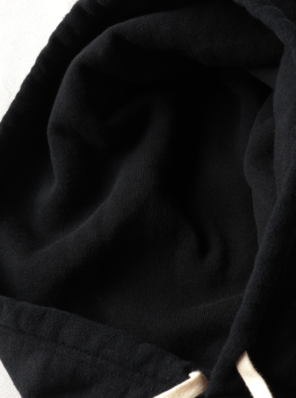 .04 フード内貼り合わせ