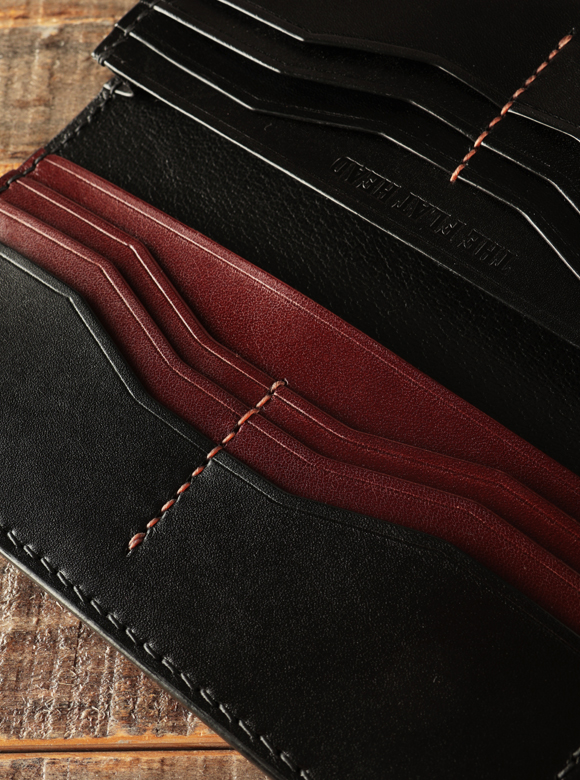 .03 たっぷり収納可能なカードポケット