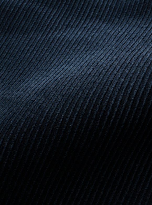 .01 独特な畝構造と艶が楽しめるコーデュロイ生地