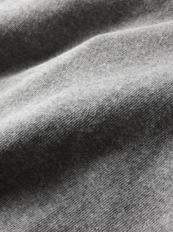 .01 吊り生地の柔らかな着心地