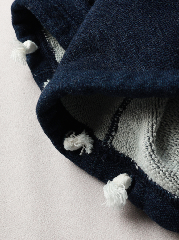 .03 裾のドローコード