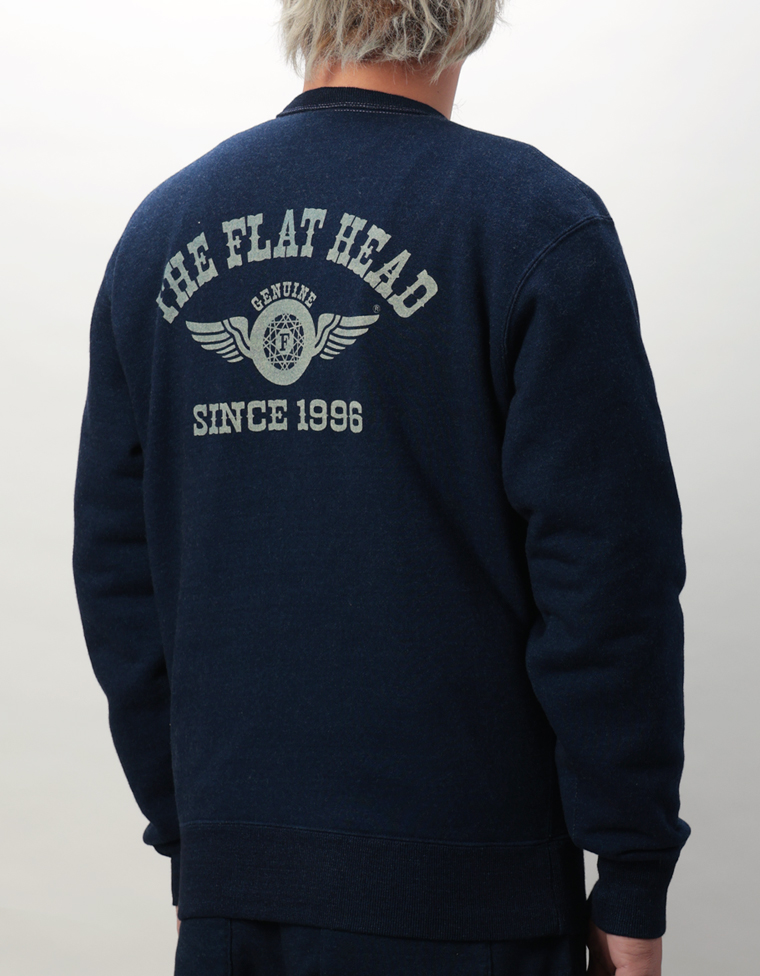 インディゴ染めクルーネックスウェット